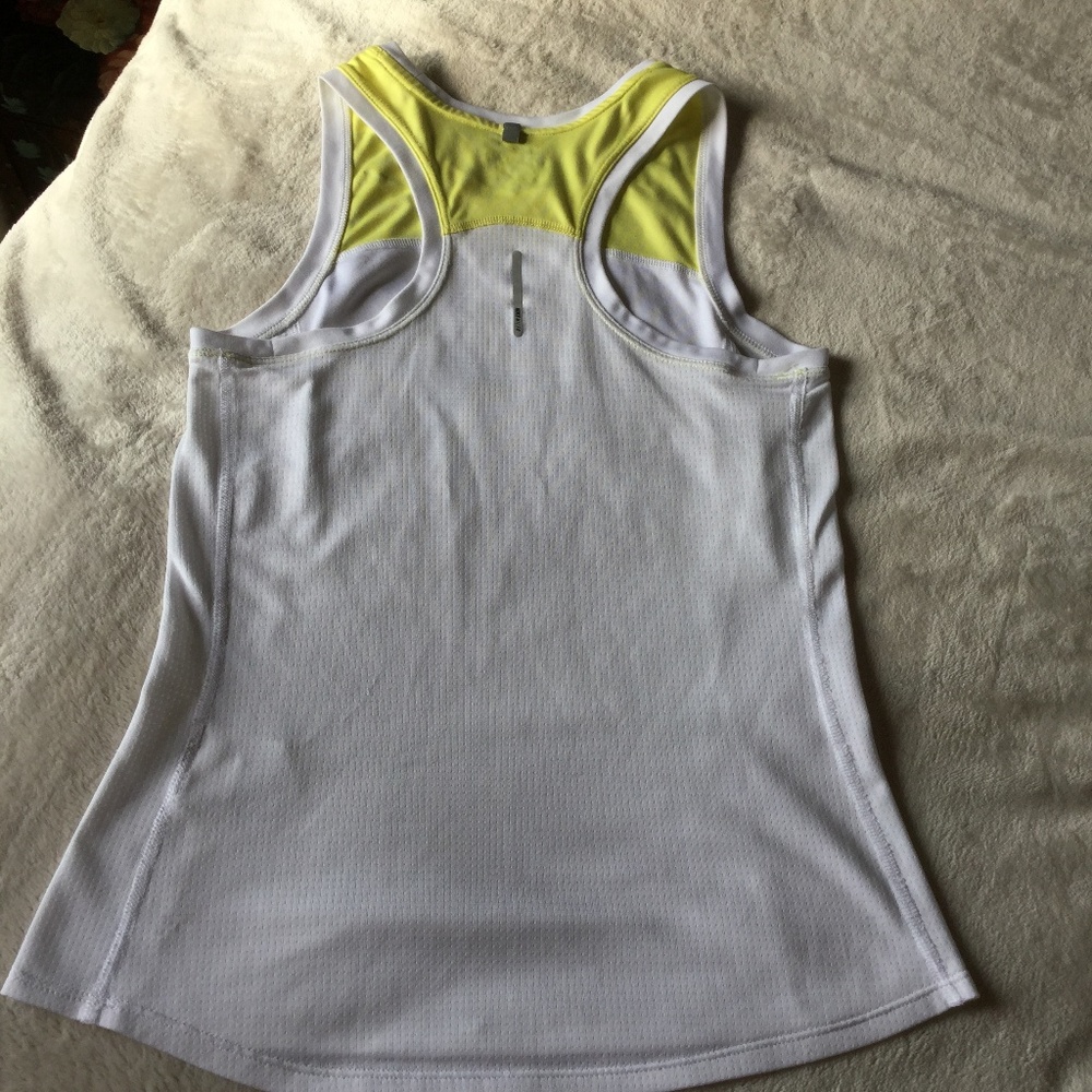 Nike Dri-fit tagless running racerback tank - Picture 6 of 8